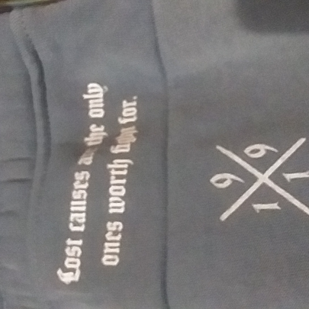 Brooklyn cloth shorts - Picture 10 of 12